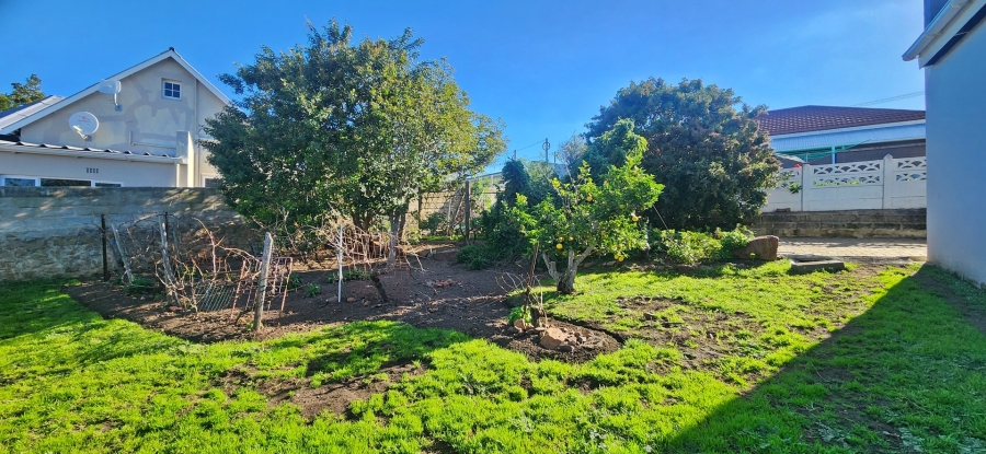 2 Bedroom Property for Sale in Bredasdorp Western Cape